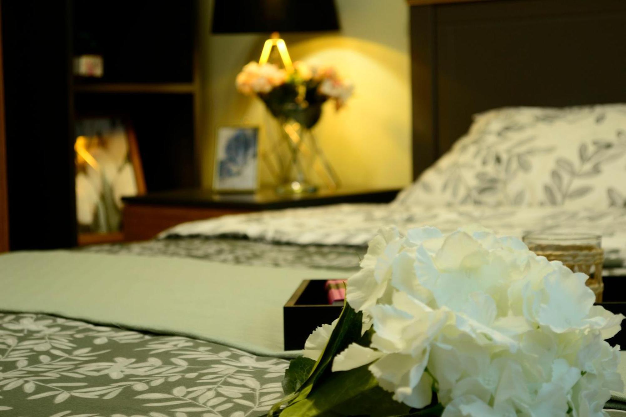 Cozy 2 Rooms Apartment Drumul Taberei Bukarest Exterior foto